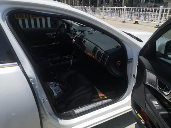 [无锡·苏B] 二手捷豹捷豹XF2014款 XF 2.0T 豪华版