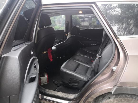 [广州·粤B] 二手现代格锐2013款 2.2T 7座四驱旗舰版