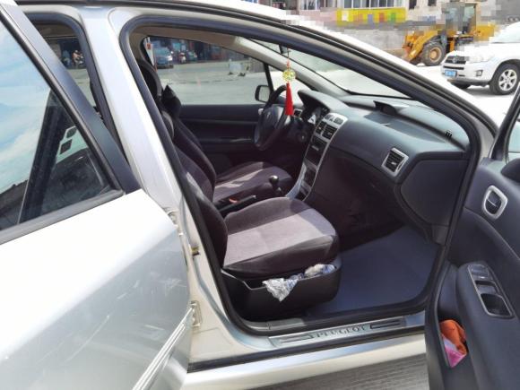 [无锡·苏B] 二手标致标致3072010款 三厢 1.6L 手动舒适版