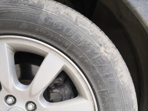 [青岛·鲁B] 二手斯巴鲁力狮2010款 2.0i豪华旅行版