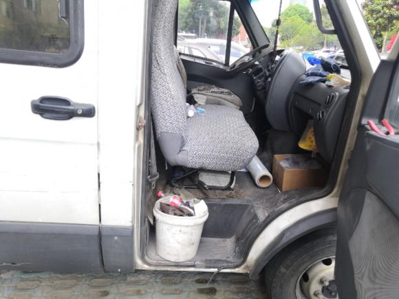 [苏州·苏E] 二手依维柯都灵2009款 2.5T-A32基本型