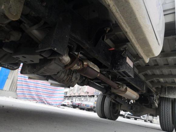 [佛山·粤E] 二手长安跨越跨越王X52018款 1.5L PLUS中配型单排后双轮标准货箱DK15C