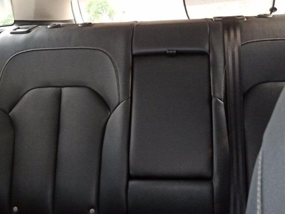 [佛山·粤E] 二手荣威荣威Ei52019款 豪华版