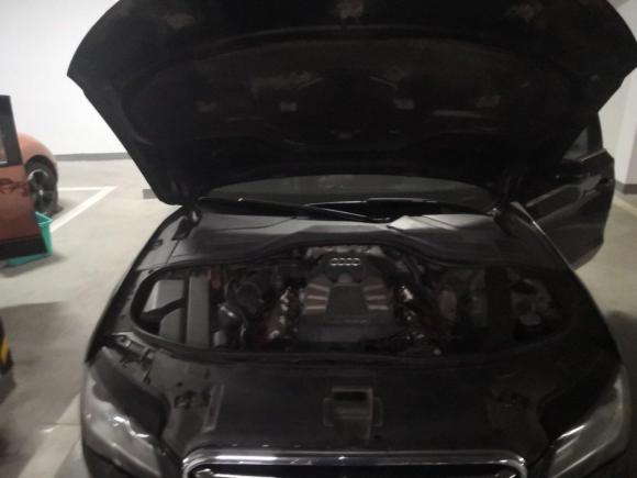 [南昌·赣A] 二手奥迪奥迪A82011款 A8L 3.0 TFSI quattro舒适型(213kW)