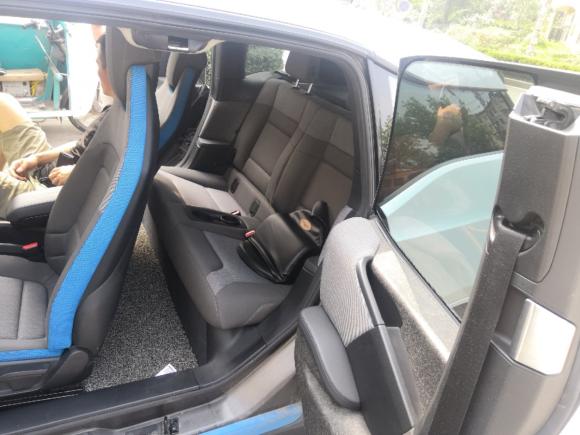 [青岛·鲁B] 二手宝马宝马i32015款 时尚型