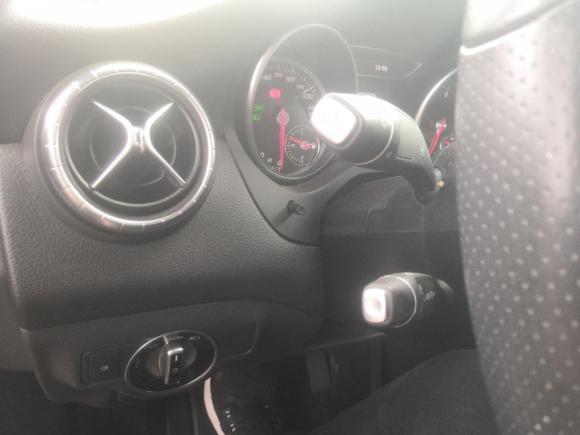 [佛山·粤E] 二手奔驰奔驰CLA级2018款 CLA 200 时尚型