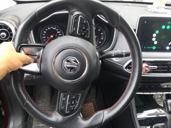 [南通·苏F] 二手MG名爵HS2018款 20T 自动两驱荷尔蒙劲取版 国V