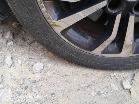 [青岛·鲁B] 二手荣威荣威e5502016款 尊享版