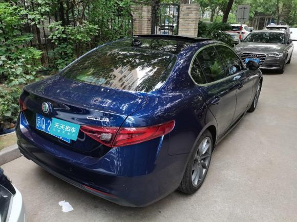 [北京·京Q] 二手阿尔法罗密欧Giulia2017款 2.0T 200HP 豪华版