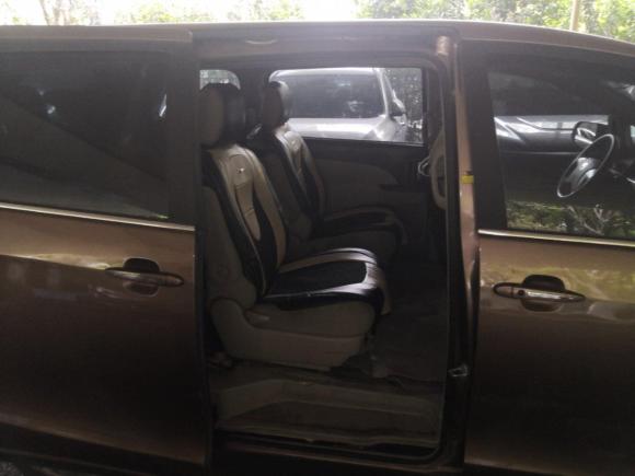 [上海·贵E] 二手比亚迪比亚迪M62013款 2.4L 手动舒适型