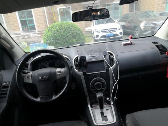 [上海·沪A] 二手五十铃五十铃mu-X2015款 3.0T 四驱自动尊享型 7座