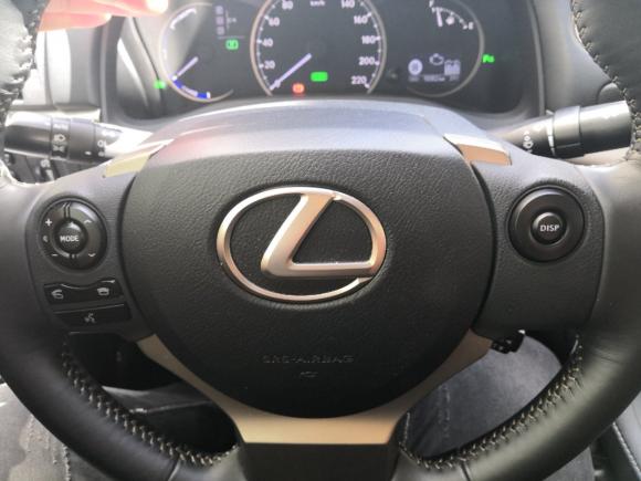 [深圳·粤B] 二手雷克萨斯雷克萨斯CT2014款 CT200h 精英版 单色