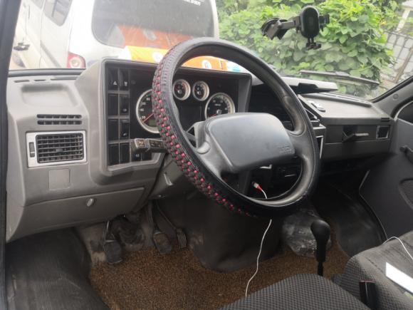 [青岛·鲁U] 二手依维柯得意2009款 2.8T-V35基本型