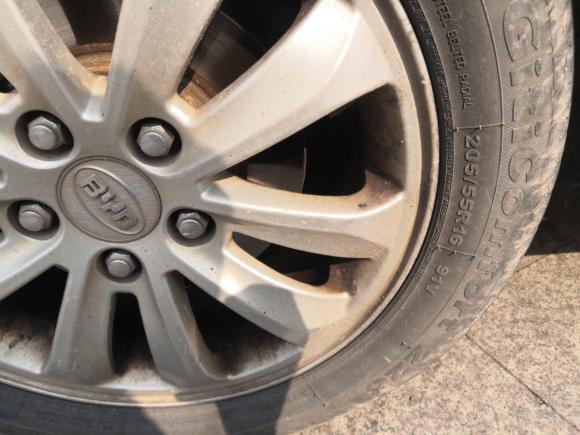 [义乌·浙G] 二手比亚迪速锐2012款 1.5L 手动豪华型