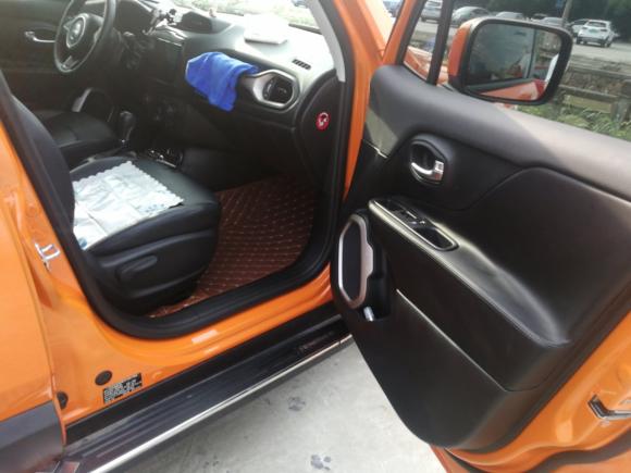 [嘉兴·浙F] 二手Jeep自由侠2018款 互联大屏版 180TS 自动高能版