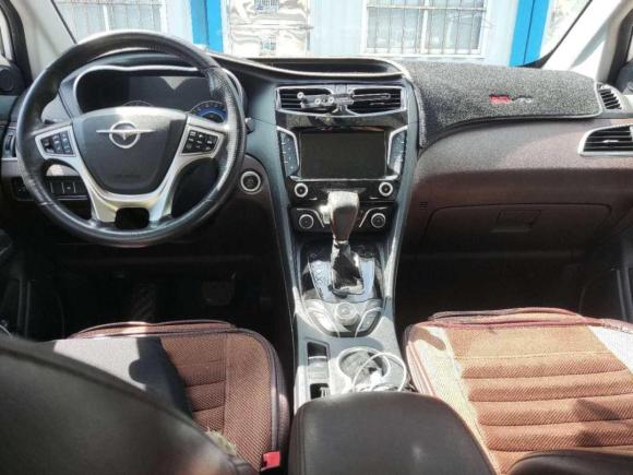 [深圳·粤B] 二手海马海马V702016款 1.5T 自动适·畅型 6座