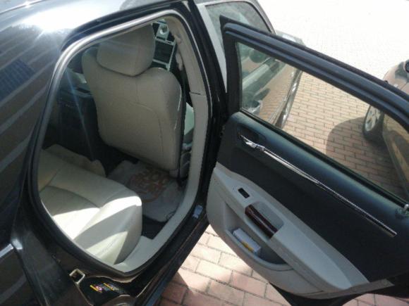 [青岛·鲁B] 二手克莱斯勒克莱斯勒300C2006款 2.7L 豪华版