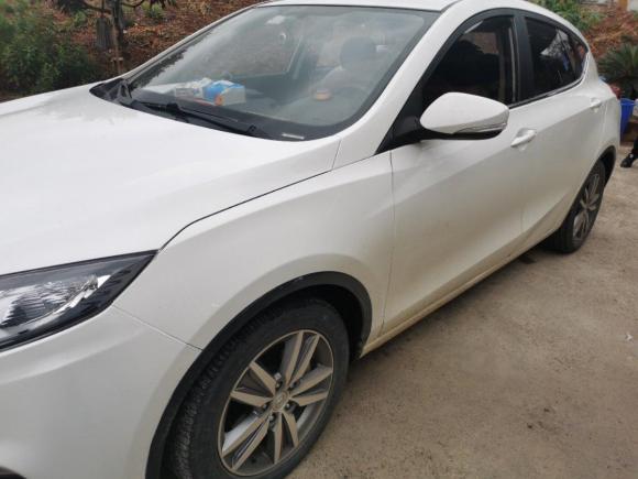 [武汉·鄂A] 二手长安逸动XT2016款 1.6L 手动俊酷型