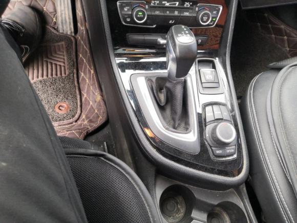 [青岛·鲁B] 二手宝马宝马2系旅行车2016款 218i 领先型