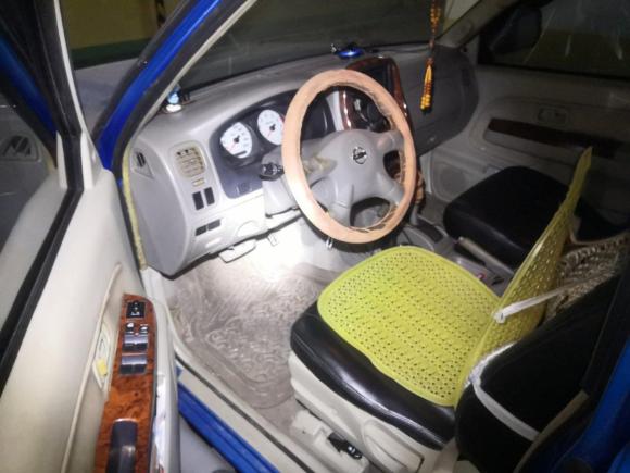 [深圳·粤B] 二手日产帕拉丁2004款 3.3L 四驱标准型