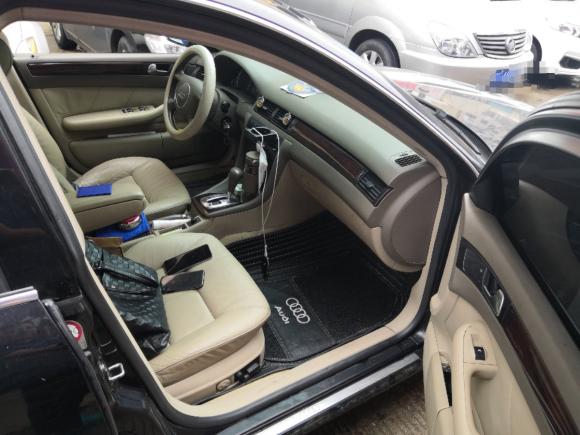 [南通·沪C] 二手奥迪奥迪A6    2004年    2.4L      自动