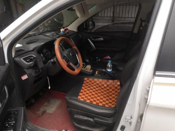 [成都·川A] 二手斯威汽车斯威X72016款 1.5T 手动豪华型 7座