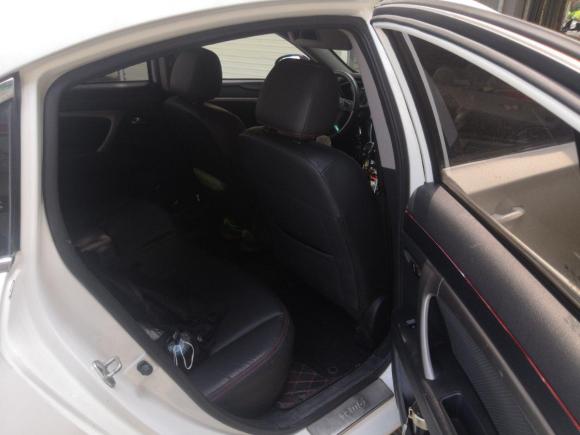 [广州·粤S] 二手海马海马M62015款 1.5T 手动豪华型