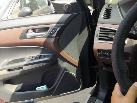 [南通·苏F] 二手海马福美来F72017款 1.5T 7座手动标准型