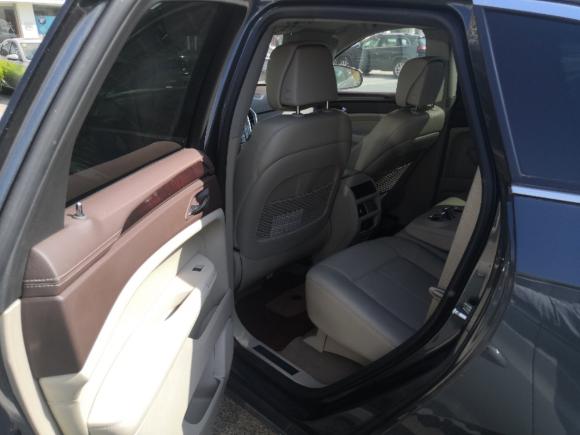 [上海·沪C] 二手凯迪拉克凯迪拉克SRX2010款 3.0L 豪华版