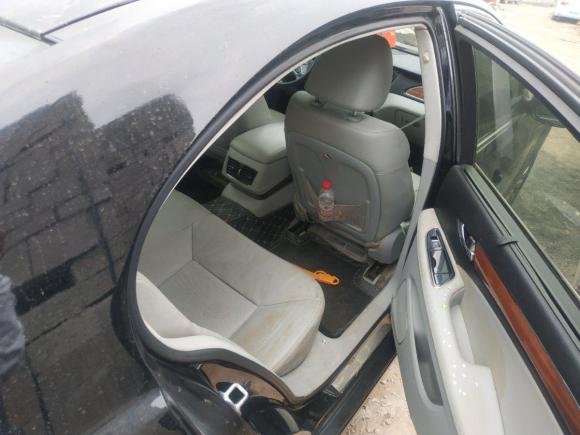 [杭州·浙A] 二手红旗红旗H72013款 2.0T 豪华型