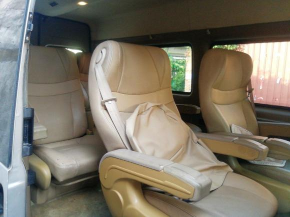 [南昌·赣A] 二手福特新世代全顺2009款 2.4T柴油豪华型长轴中顶国III