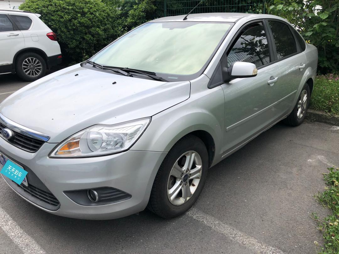 1308万买的福特福克斯开9年就贬值989万上海车主表示不服别再骗我了