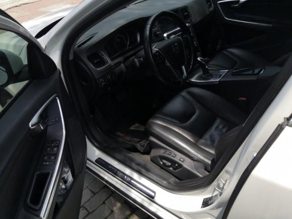 [嘉兴·浙F] 二手沃尔沃沃尔沃V602014款 T5 智逸版