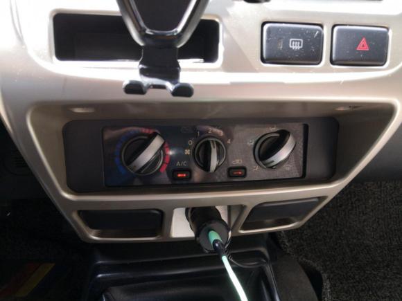 [深圳·粤K] 二手日产帕拉丁2008款 2.4L 两驱标准型