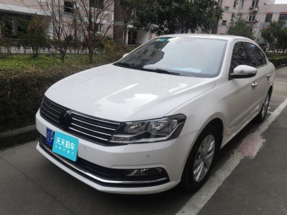 上海大众朗逸2015款16l自动舒适版