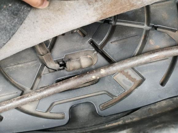 [苏州·苏E] 二手奔腾奔腾B702011款 2.3L 自动特装版