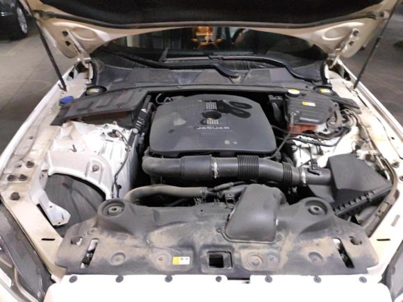 [深圳·蒙B] 二手捷豹捷豹XJ2016款 XJL 2.0T 两驱典雅商务版