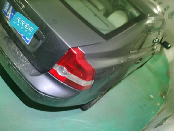 [济南·鲁A] 二手沃尔沃沃尔沃S402007款 2.4i 智雅版