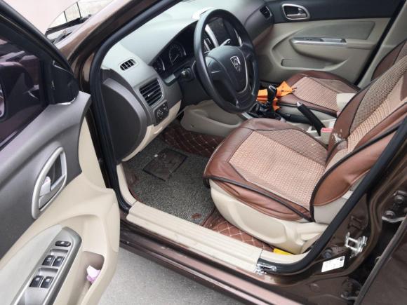 [广州·粤L] 二手宝骏宝骏6302014款 1.5L 手动标准型