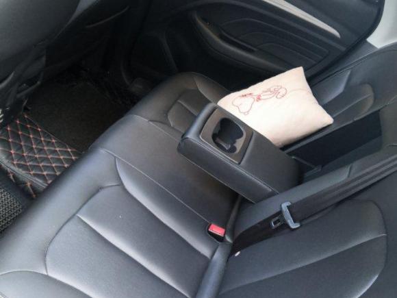 [广州·赣D] 二手荣威荣威RX32018款 18T 自动互联网智尊版