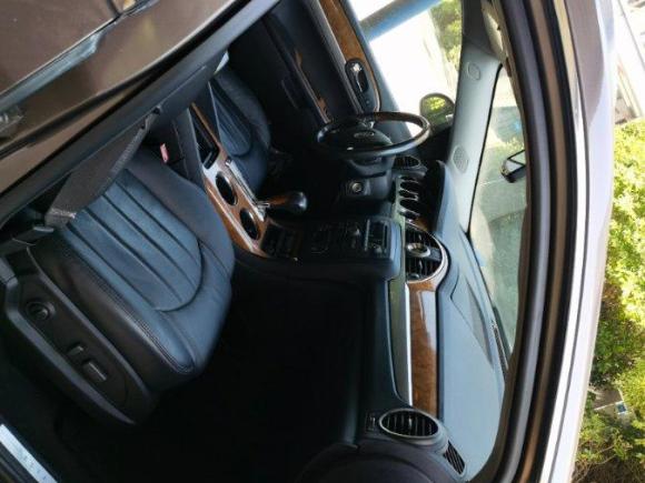 [南京·苏L] 二手别克昂科雷2010款 3.6L 旗舰版