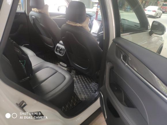 [广州·湘L] 二手中华中华V72018款 280T DCT旗舰型 5座