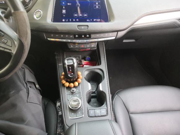 [广州·粤A] 二手凯迪拉克凯迪拉克XT42018款 28T 四驱领先型