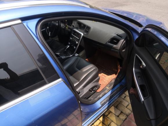 [南昌·赣F] 二手沃尔沃沃尔沃V602014款 改款 T5 智逸版