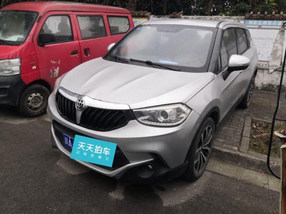 中华中华V32015款 1.5T 手动都市型「成都二手车」「天天拍车」