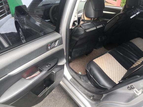 [济南·鲁A] 二手斯巴鲁力狮2010款 2.0i旅行导航版