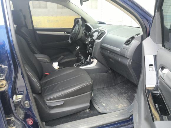 [济南·鲁A] 二手五十铃铃拓2018款 2.5T两驱基本款JE4D25Q5A