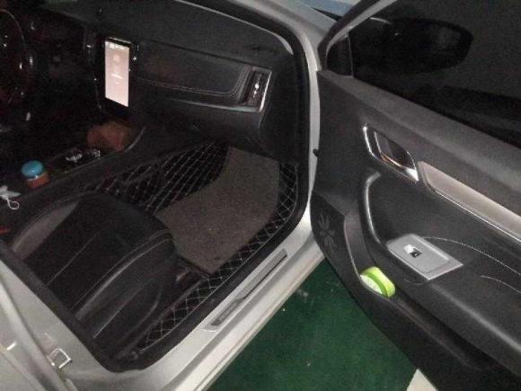 [武汉·鄂A] 二手荣威荣威ei62017年 1.0T 自动