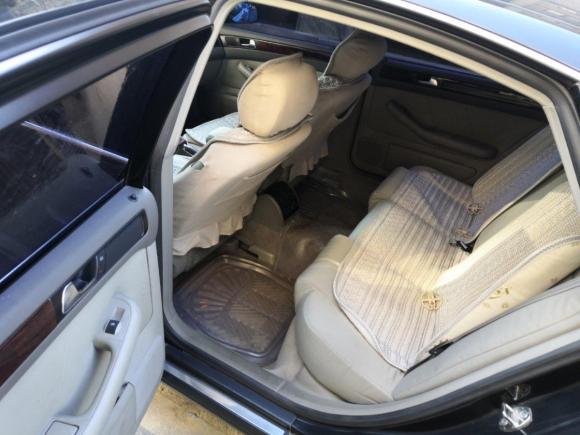 [南通·苏F] 二手奥迪奥迪A62004款 2.4L 自动基本型