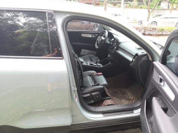 [成都·川A] 二手沃尔沃沃尔沃XC402019款 T4 四驱子夜亚马逊蓝